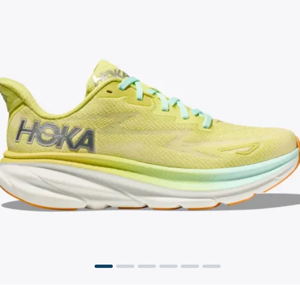 HOKA Clifton 9 - Women Size 8.5 - Citrus Glow / Sunlit Ocean